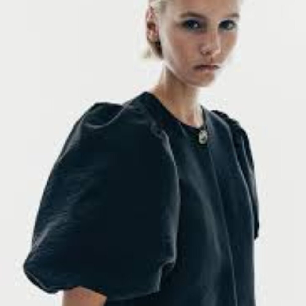 H&M Balloon/Puff Sleeve Short Sleeve Shirt Top Blouse, Black, Size XL